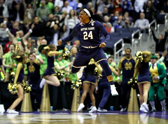 Arike Ogunbowale in NCAA 2018 Women’s Basketball Final Four UConn vs. Notre Dame